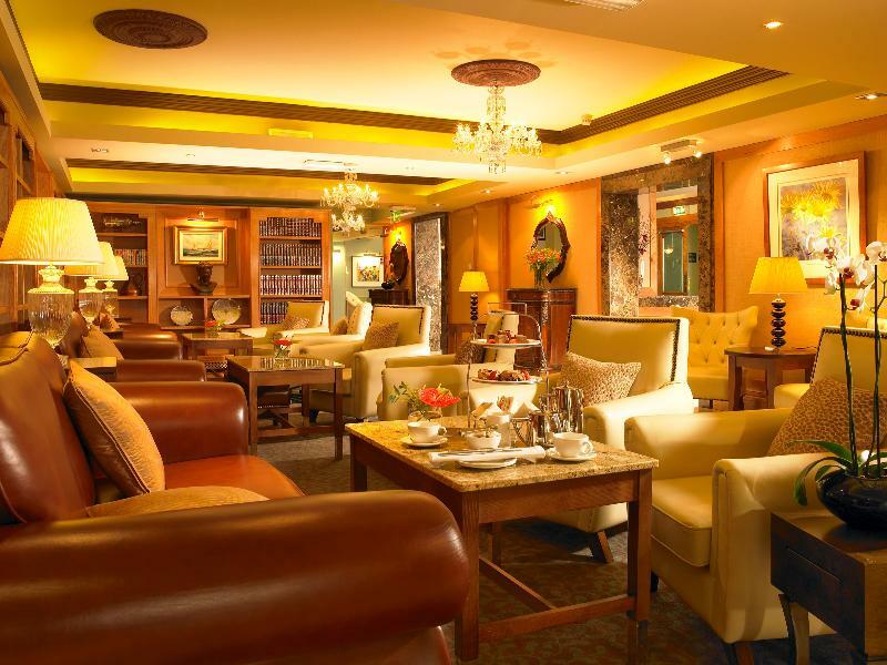 Castlecourt Hotel, Spa & Leisure Вэстпорт Экстерьер фото